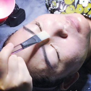 Ủ trắng bằng huyết yến Collagen