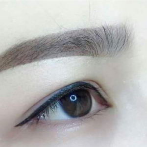 Phun mí eyeliner